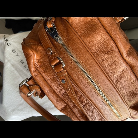 Marc Jacobs Tan Leather Bag - Picture 8 of 15